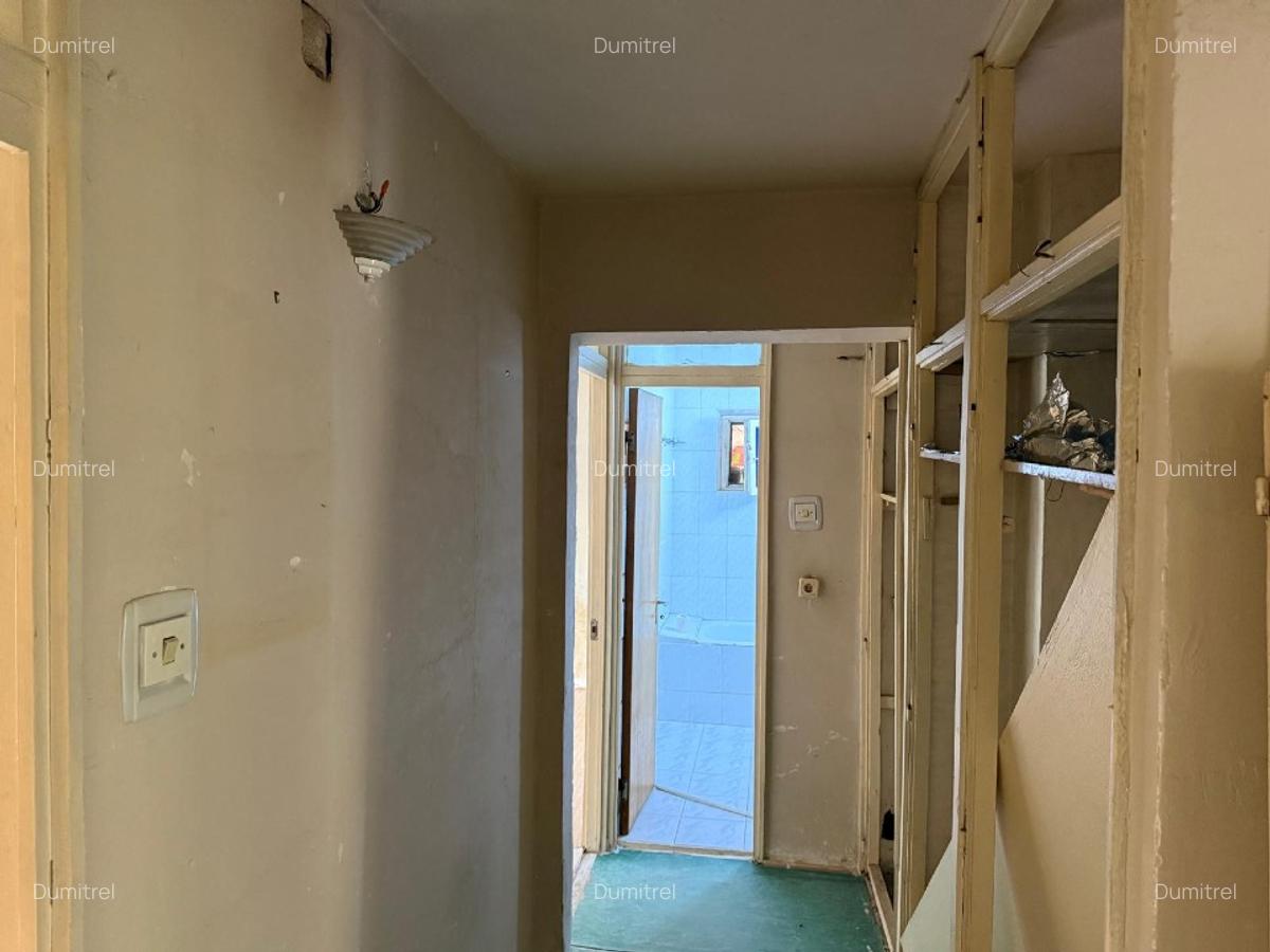 Vand apartament 4 camere, decomandat, etaj 1 - Rahova, Sos.Salaj - 6