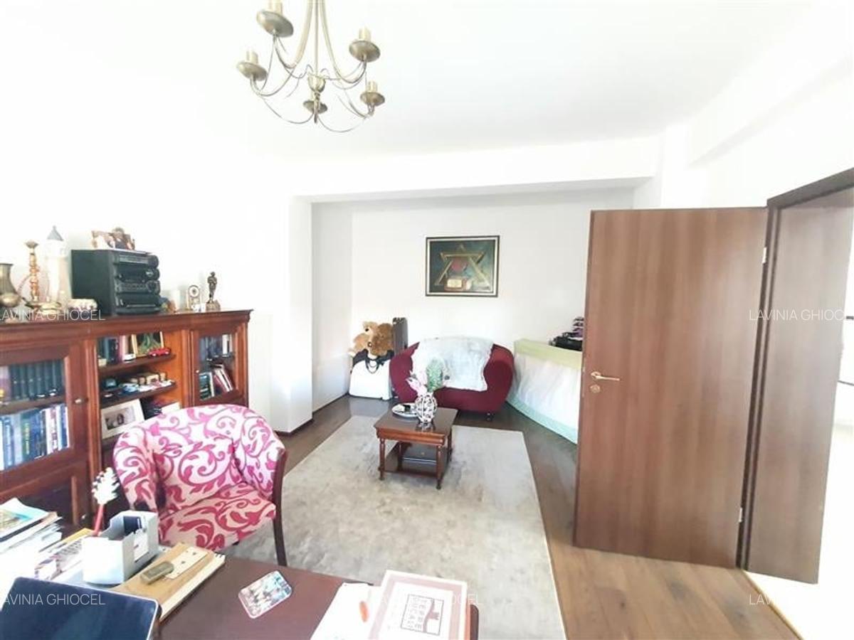 Bucurestii Noi- Vila  cocheta, mobilata-utilata, gradina amenajata - 17