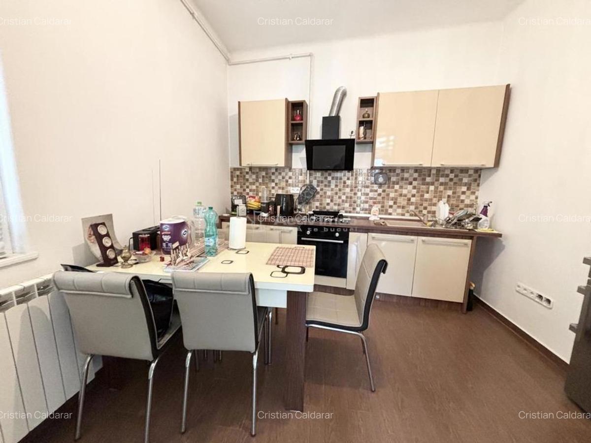 Apartament cu 3 camere - 91 mp utili - centru - Locatie excelenta - posibilitate de compartimentar - 5