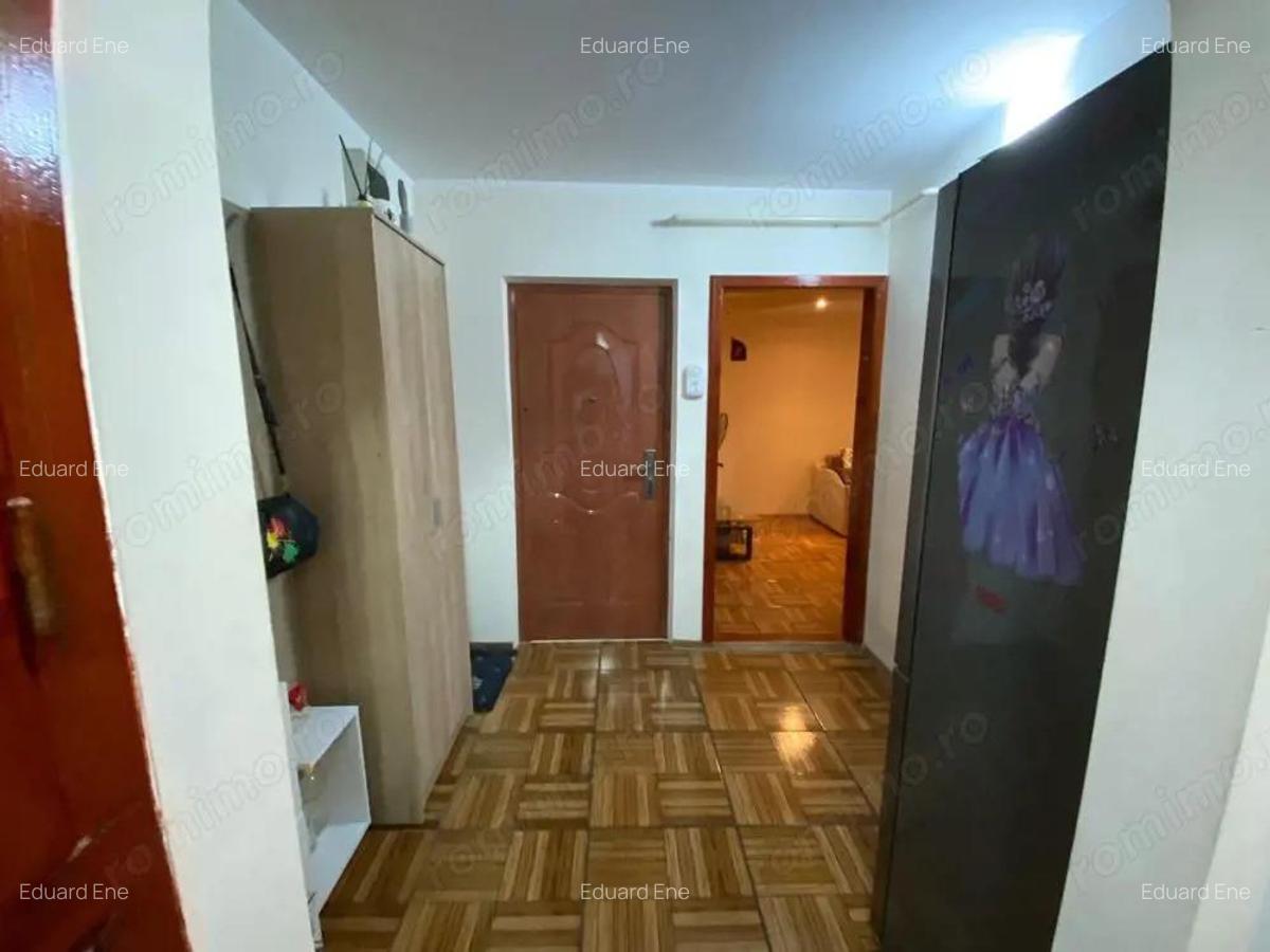 Apartament 2 camere decomandat de inchiriat Micro 17 - 2
