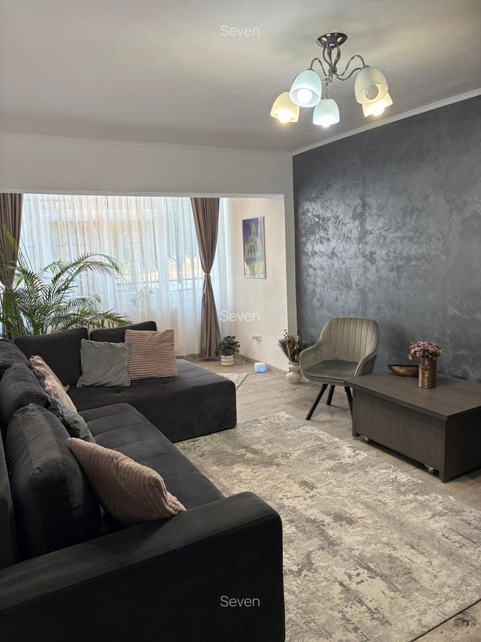 Apartament 3 camere decomandat - Poarta 6 - 120.000 euro  (Cod E5) - 2