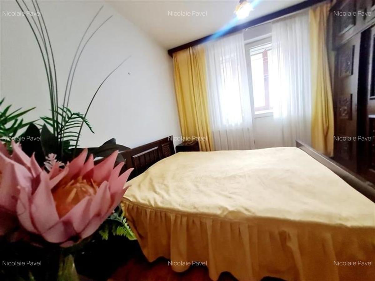 3D! Regim vila, view panoramic, structura decomandata, etaj 2, Central, Brasov - 4