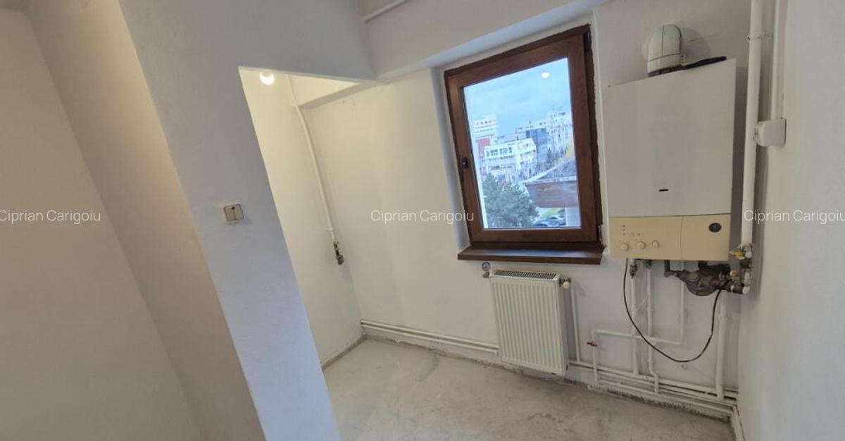 Apartament 3 camere - zona Casei de Cultura - 3