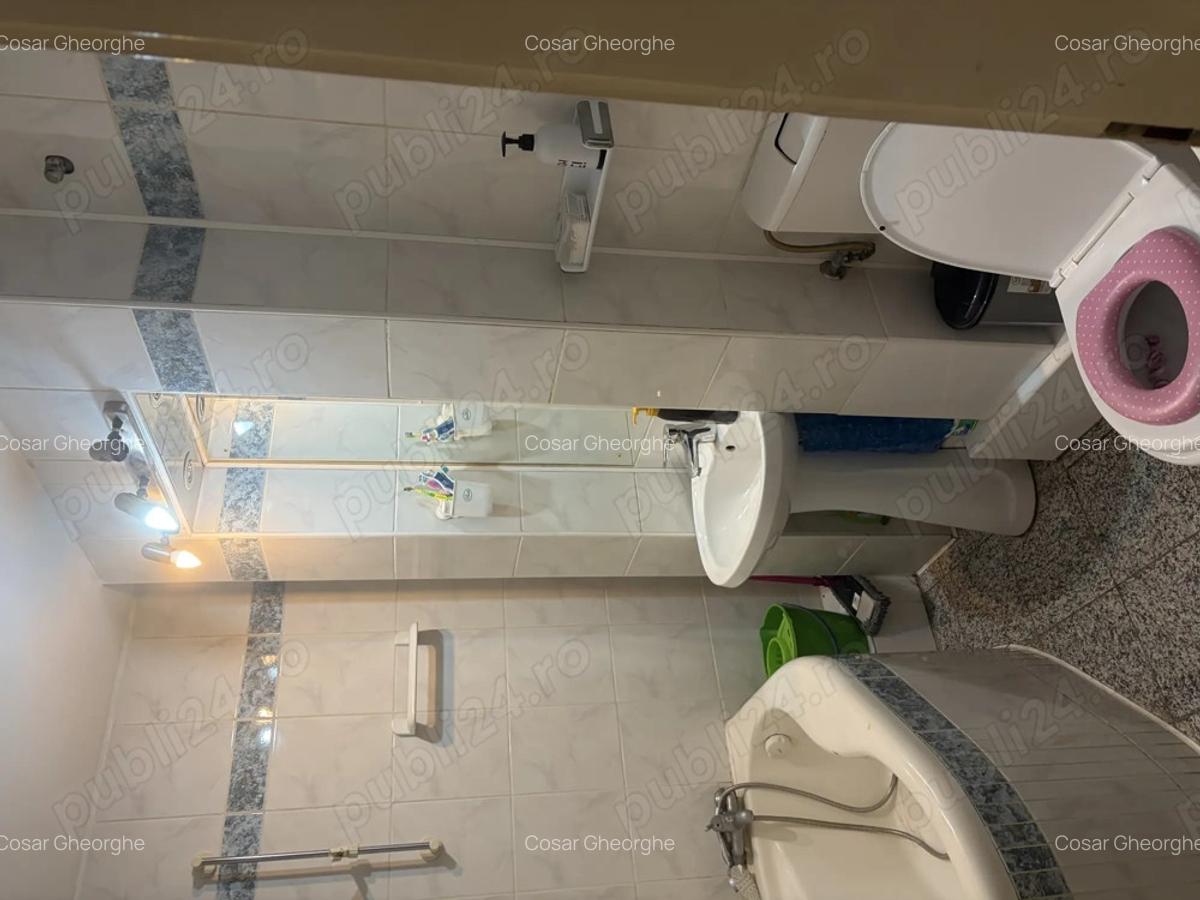 Vand apartament 2 camere decomandat in Arad - 2