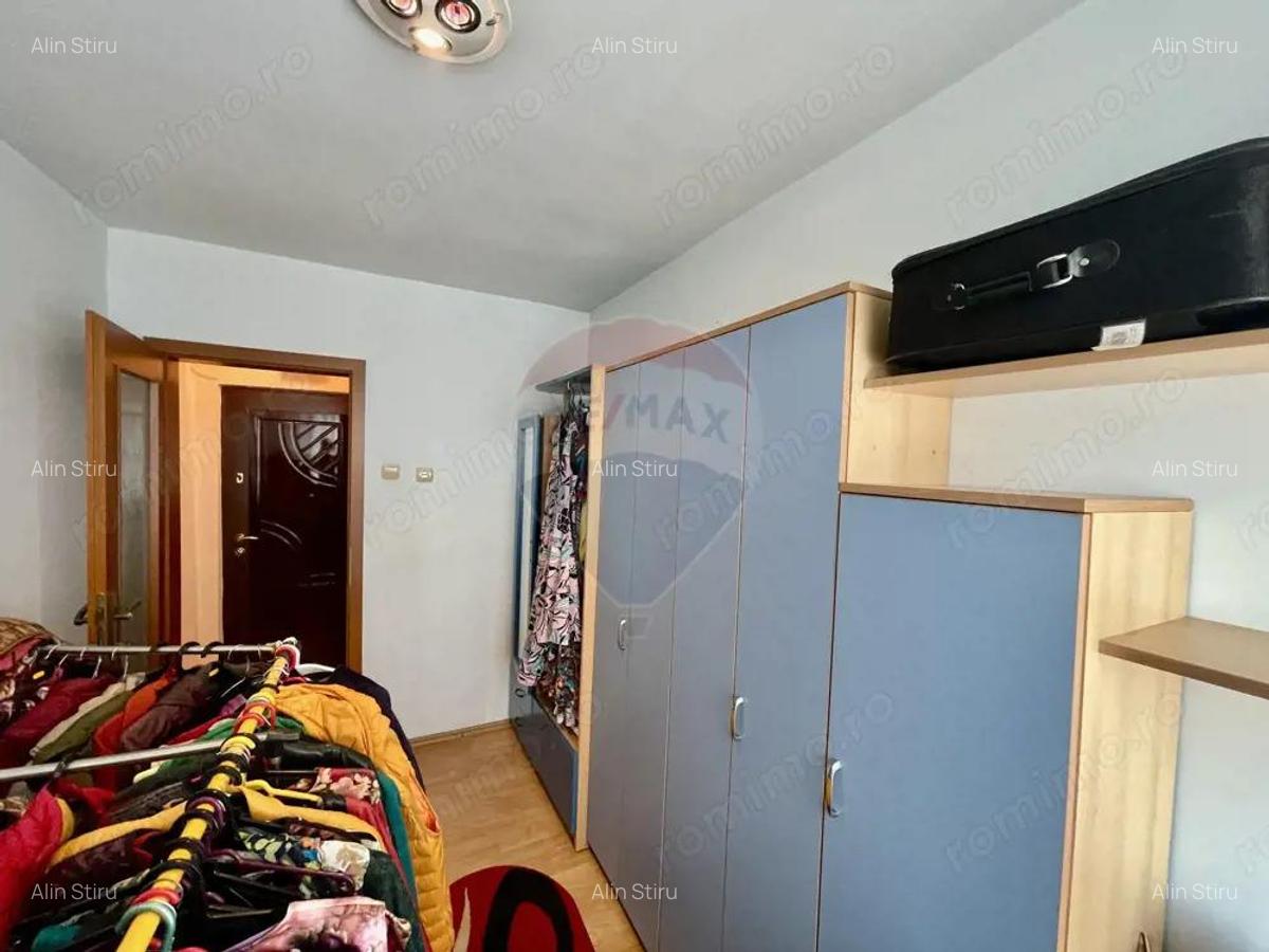 Apartament cu 3 camere de vanzare in zona Sud - 12