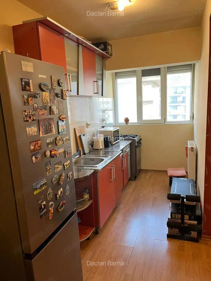 Apartament cu 2 camere etajul 4-5 vis-a-vs de Green Residence - 5