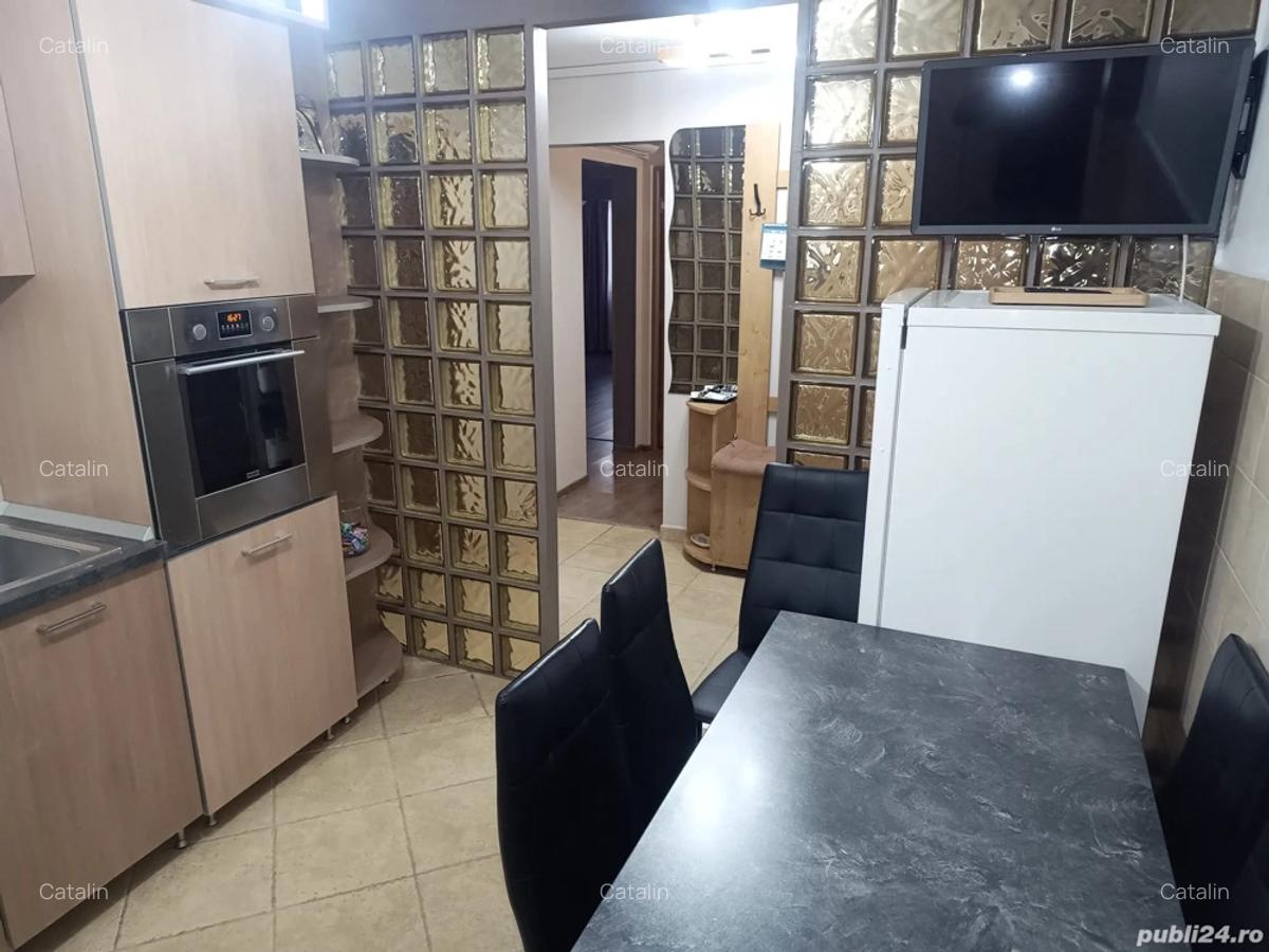 PROPRIETAR, vand apartament 4 camere, 2 bai, decomandat, etaj 1, in zona Lipovei. - 8