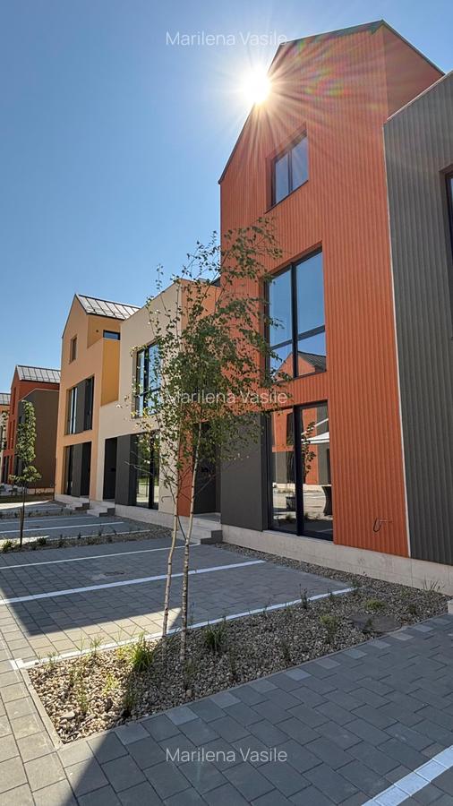 Townhouse 4 rooms, District 1, The Meadows, Grivita Lake, North - 9