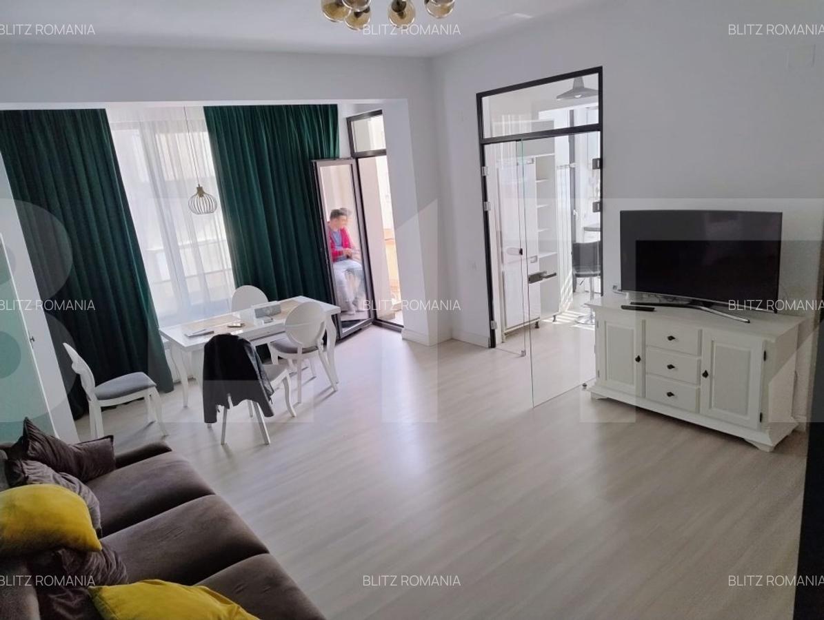 Apartament de vanzare, cu 2 camere, 67 mp, zona Cal. Calarasilor - 3