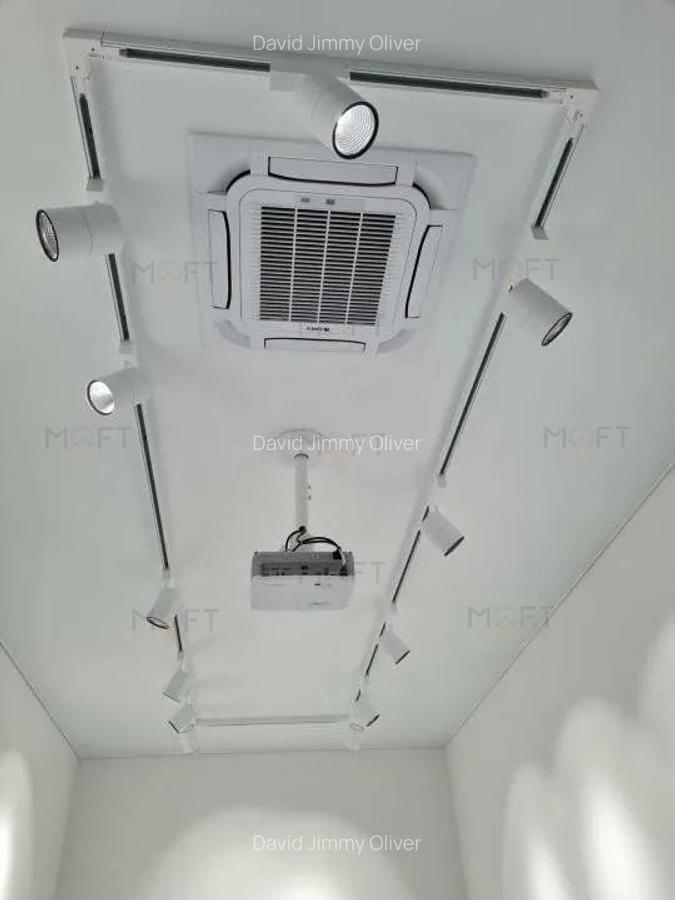 Spațiu Comercial || Vitrina || Stradala || Ultracentral || Victoriei - 8