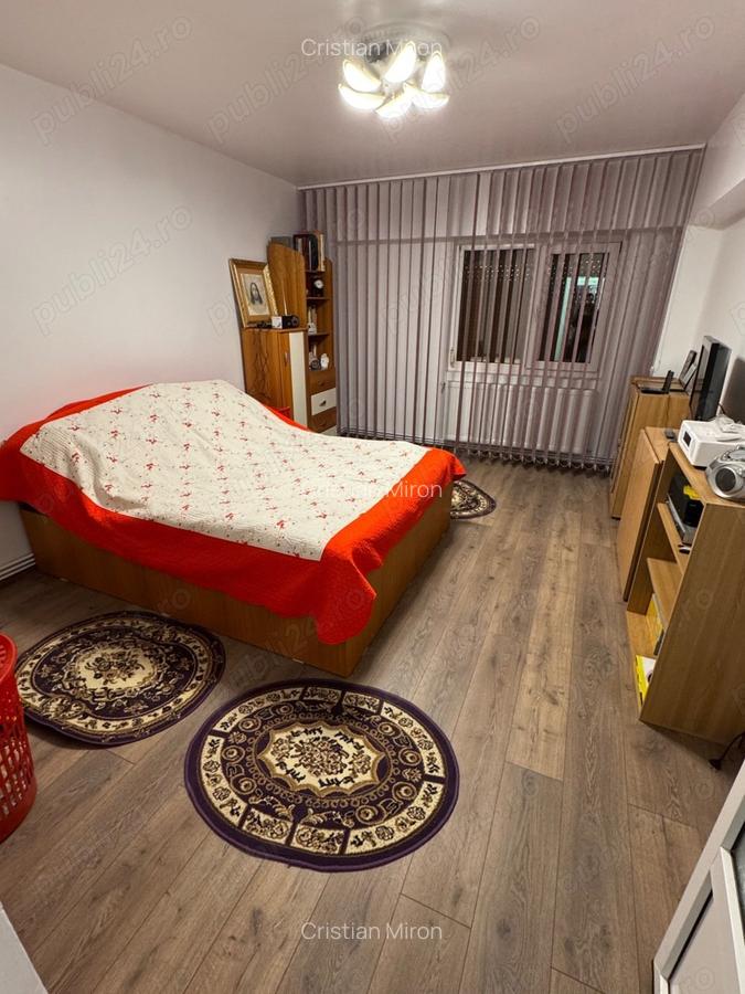 Vand apartament 3 camere la vila - 8