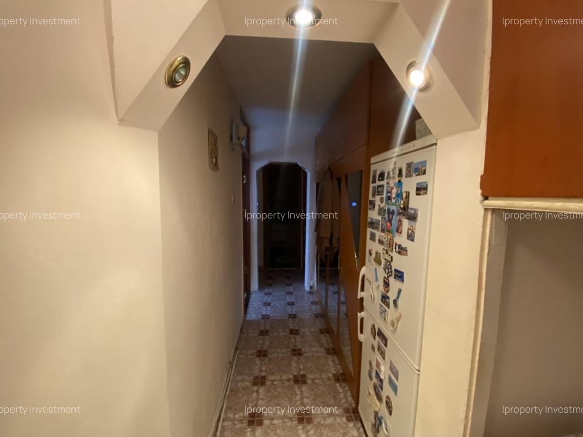 3 camere | Titan | Metrou 1 decembrie | balcon | 70 mp | 1981 - 13