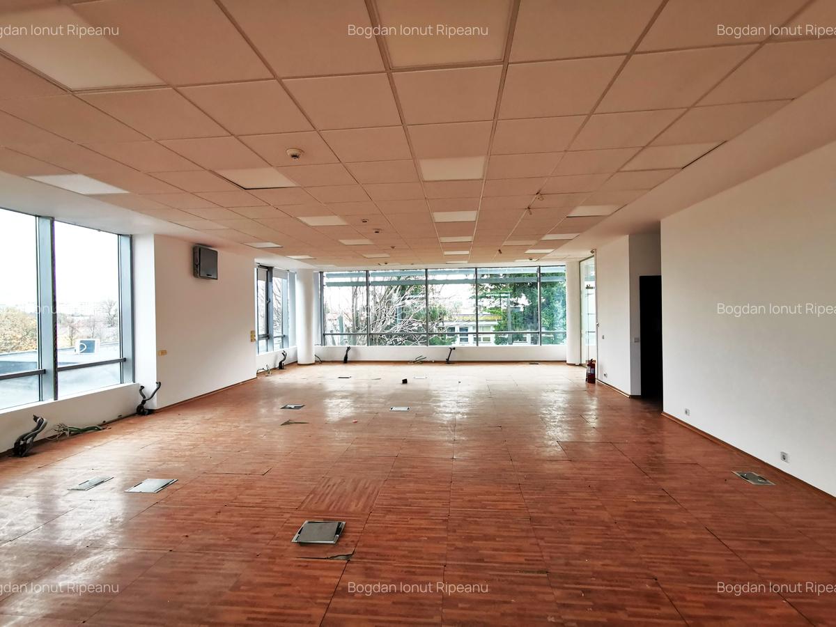Spatiu comercial | Activitati diverse | Domenii | Cladire birouri - 8