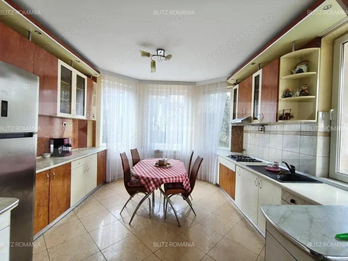 Casa la curte proprie , in apropierea spitalului judetean Oradea - 7