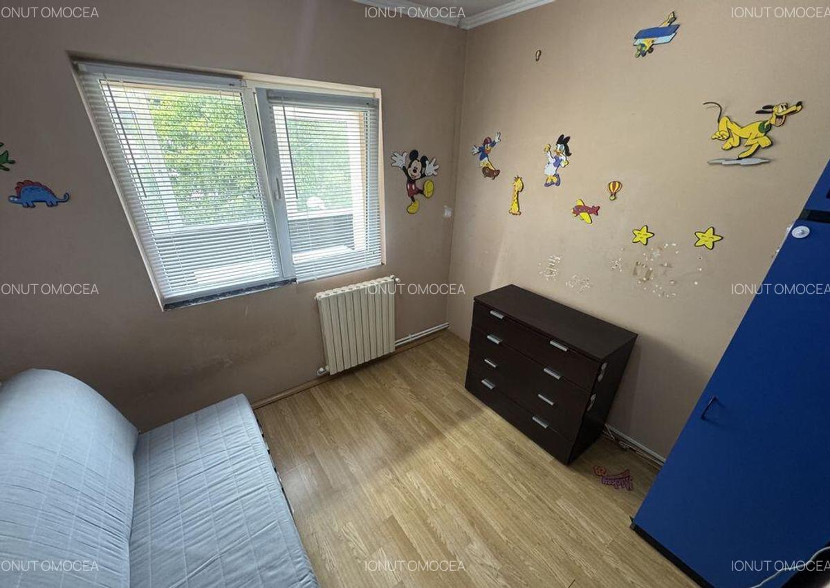 Apartament 3 camere zona Inel 2 - 1