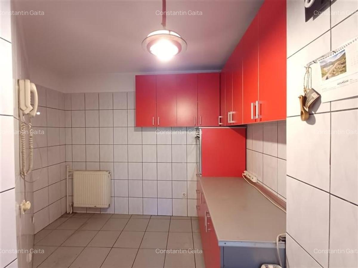 Casa 7 camere - 232 s.u. - Piata Domenii - comision 0% - 5
