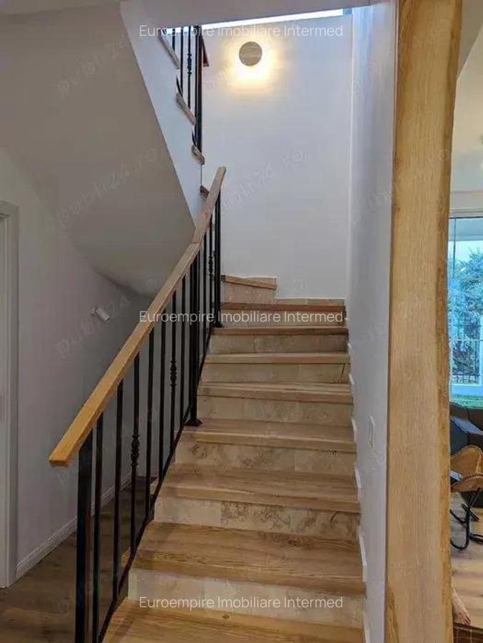 Vila de inchiriat P+1E+M in Mamaia-Sat - 9