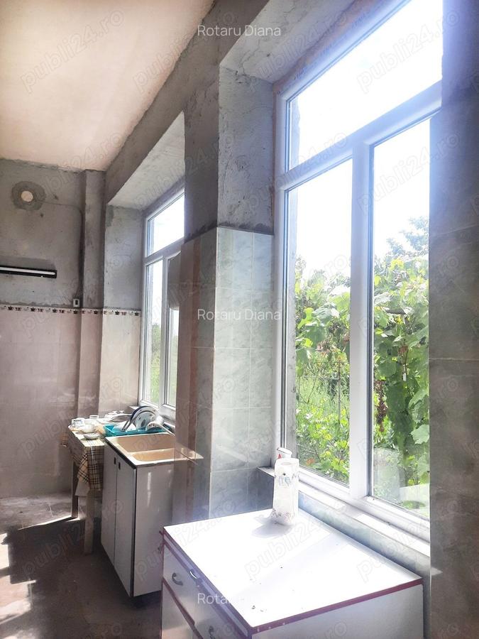 Casa de vanzare, langa biserica, in zona centrala, in comuna Pilu, jude?ul Arad - 3