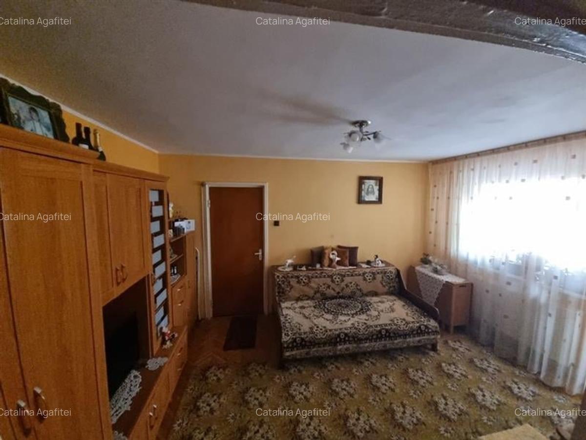 Apartament cu 2 camere semidecomandat, mobilat în Gării - 2