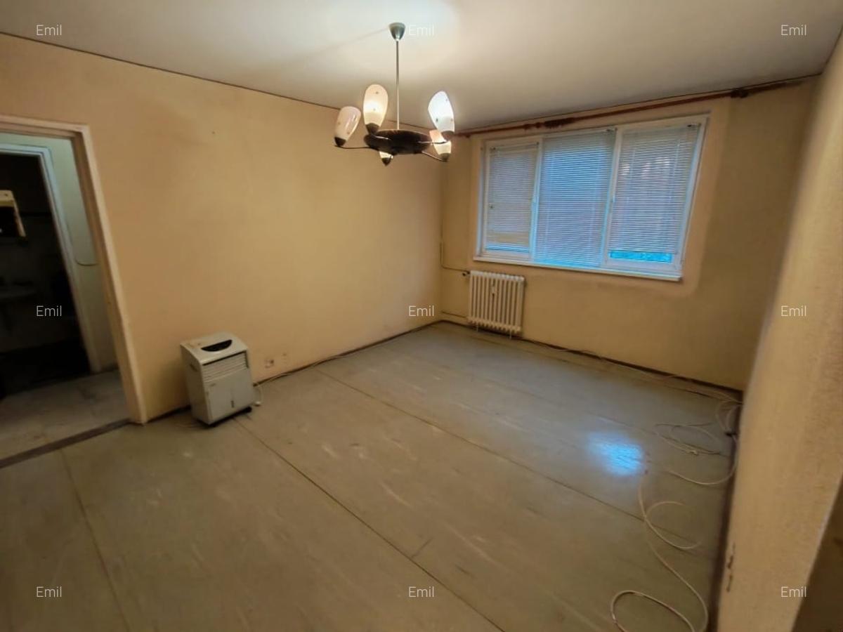 Apartament 3 camere etaj 3/4 - Metrou 1 Decembrie - Titan - 5