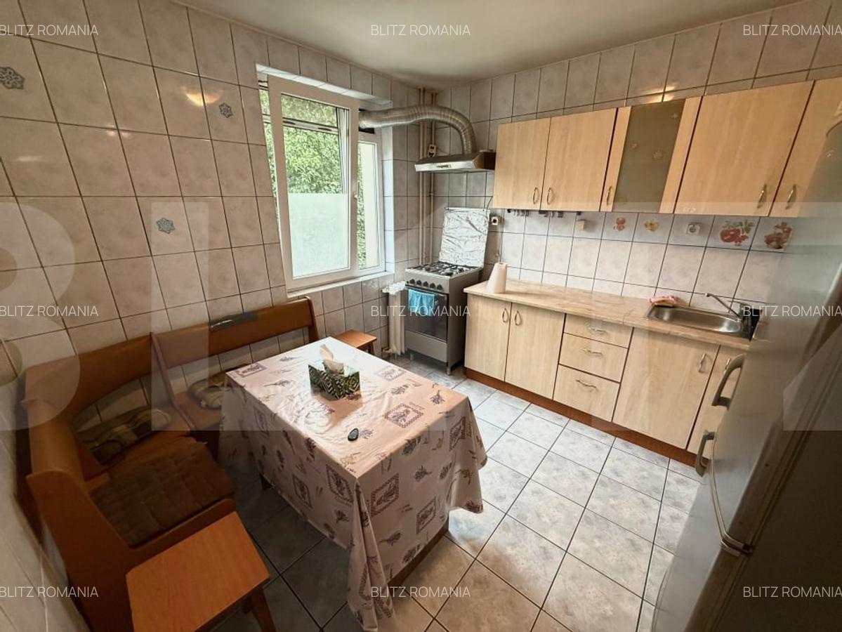 Apartament cu 2 camere, 49 mp - la 4 minute de metrou - 5