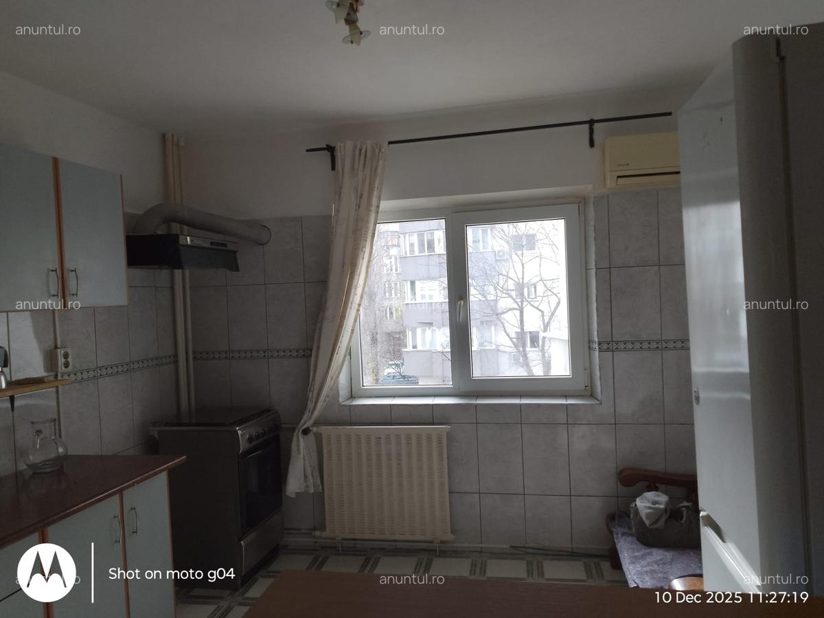 Unirii, Zepter, particular - 2