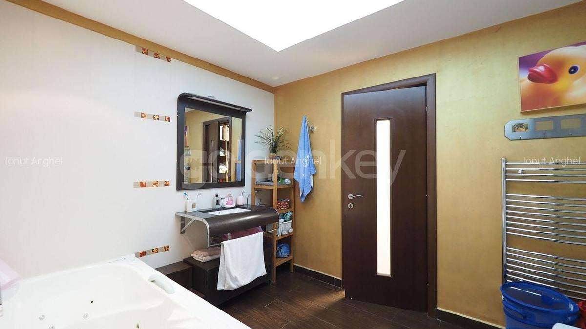 Apartament cu 4 camere semidecomandat, mobilat în Herăstrău - 14