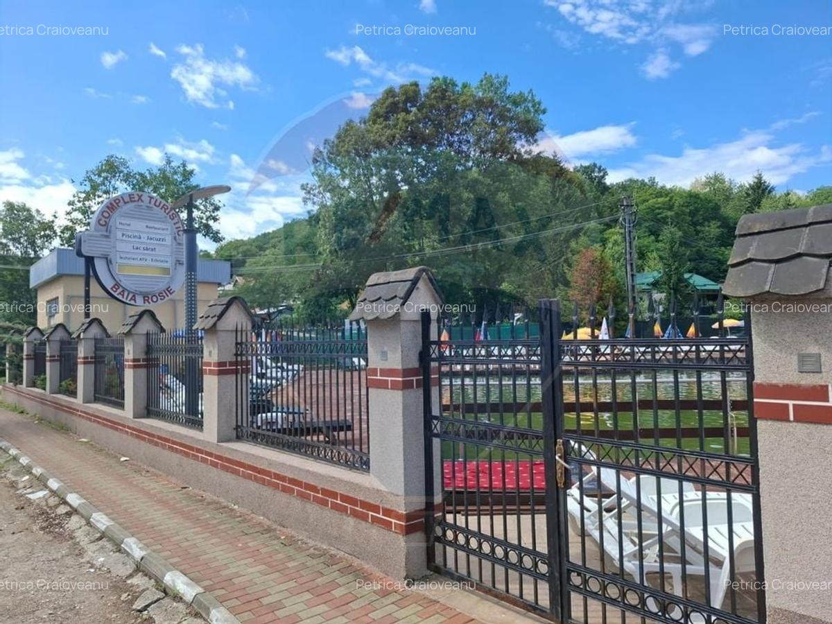 Oferta - vanzare pensiune 10 camere si casa de vacanta, Slanic Prahova - 57