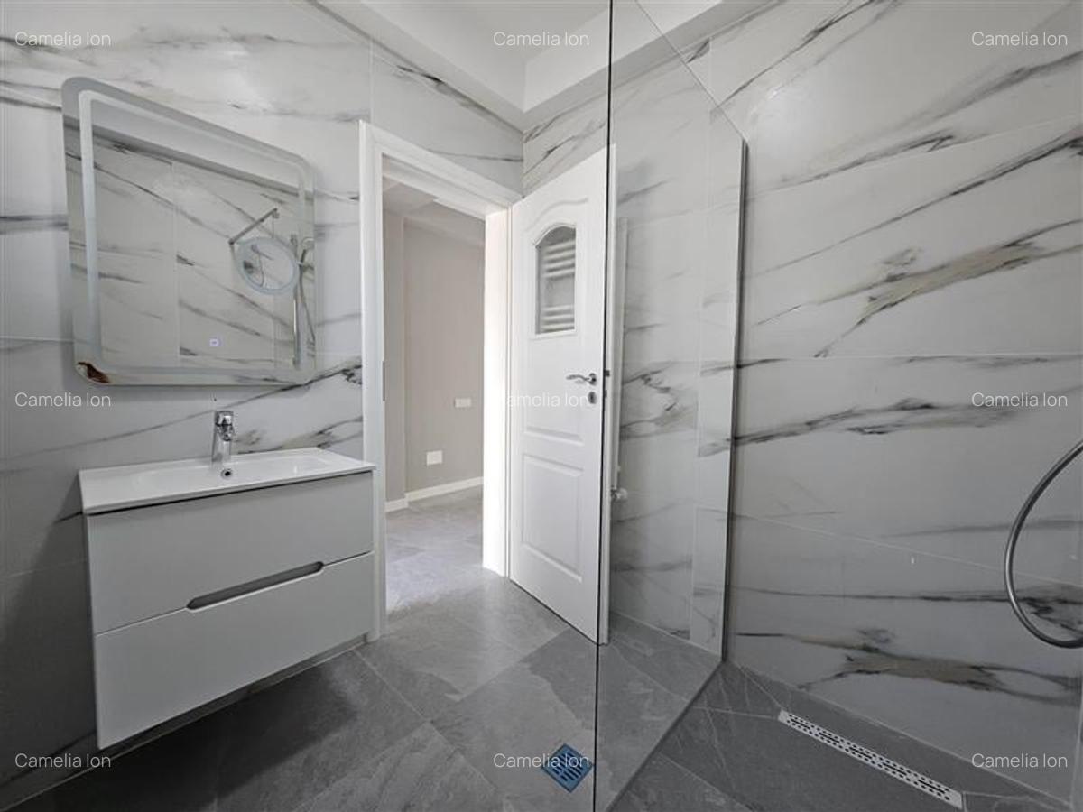 Casa / Vila 178 mp - Bragadiru  /  Cartier Independentei - 16