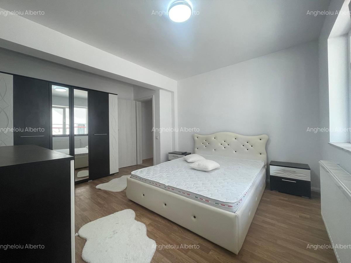 Garsoniera decomandata, bloc nou. Aparatorii Patriei metrou - 1