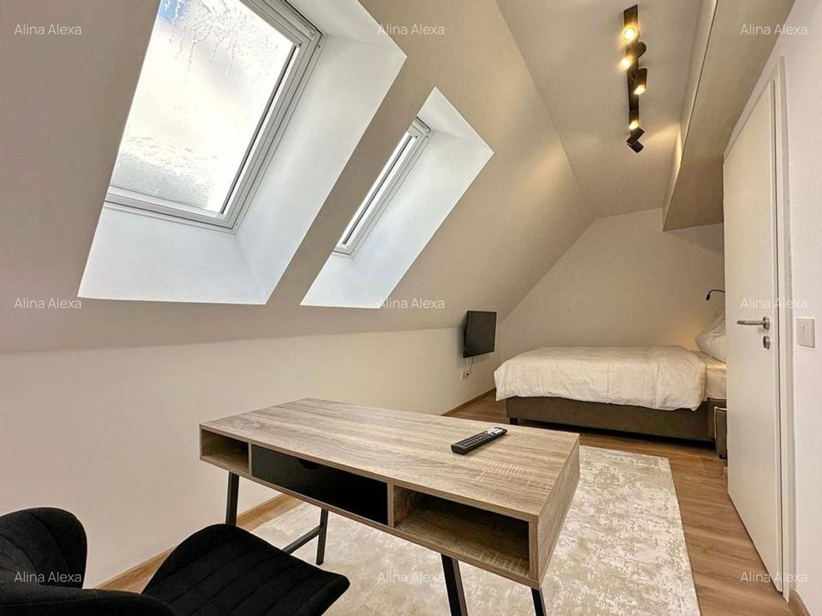 Apartament cu 4 camere decomandat, mobilat în Central - 20