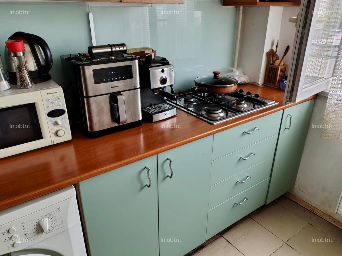 Vanzare apartament 4 camere Militari Uverturii - 9