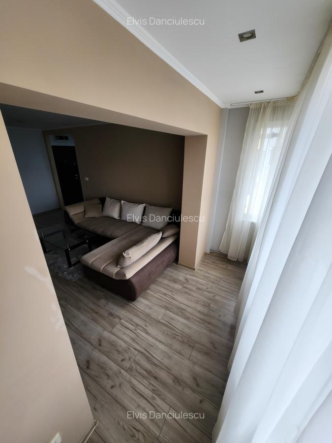 2 Cam-Aradului-3 Min Iulius Town--Mobilat-Centrala-Balcon--Aer conditionat-56 MP - 5