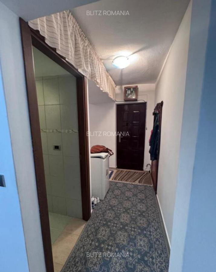 Apartament 2 camere, etj 2, zona Hurmuzachi - 5