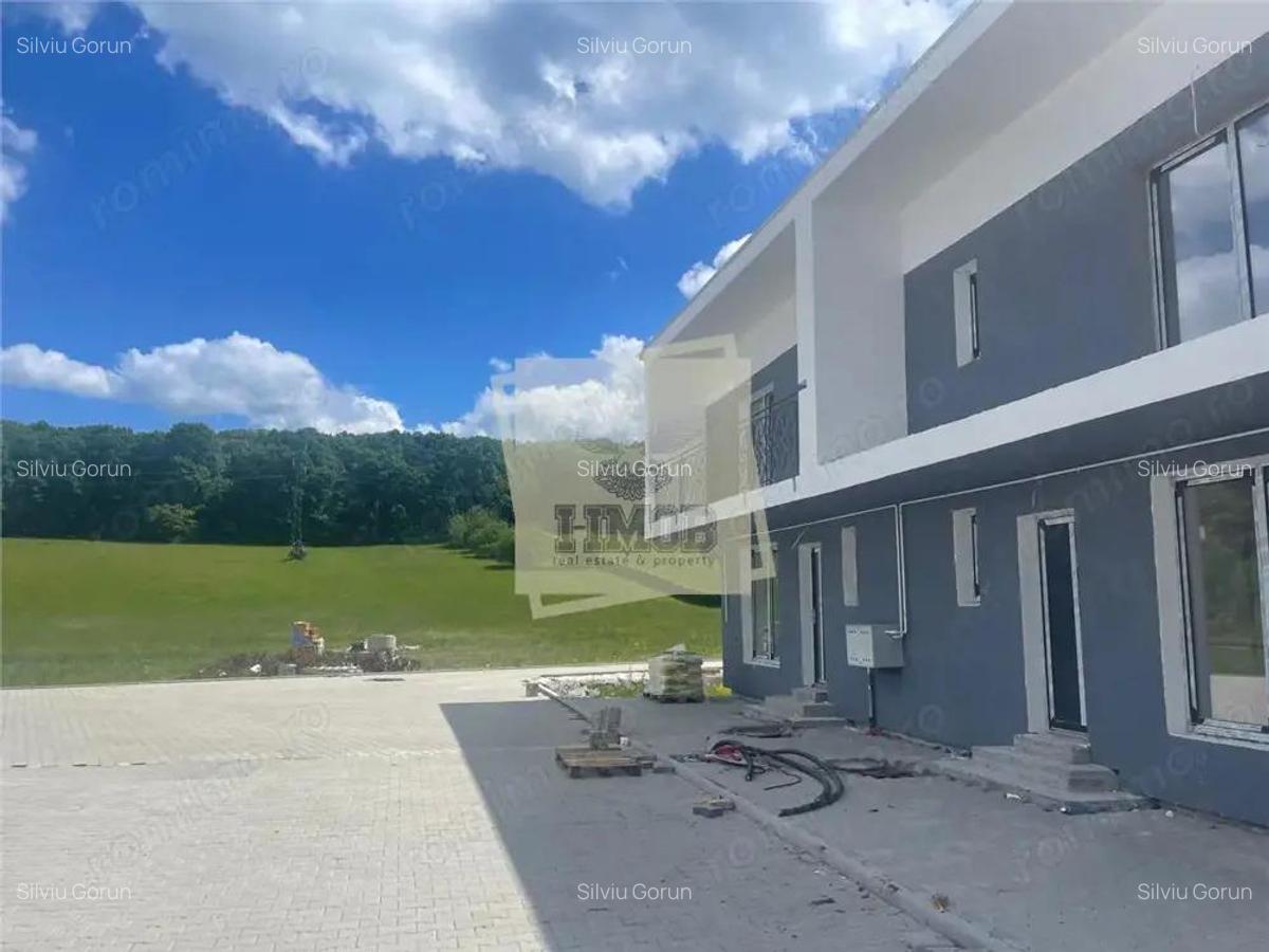 Casa 4 camere 2 bai balcon si gradina in Rasinari - 1