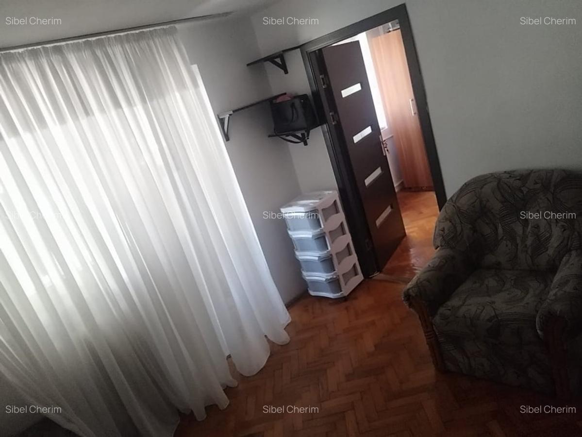 Zona Tomis Nord - Apartament 2 camere semidecomandat - 2