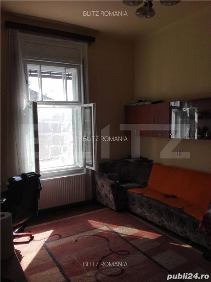 Casa individuala 220 mp, teren 2100 mp, zona Titulescu - 3