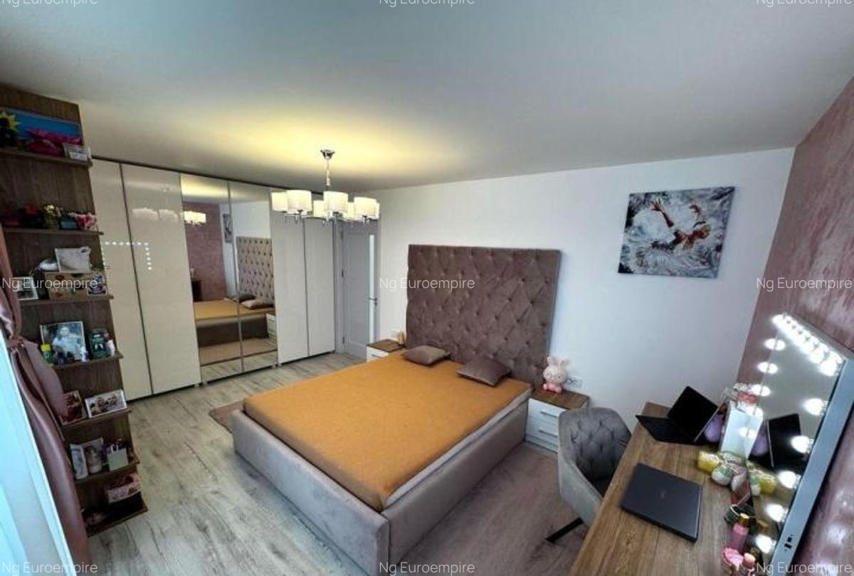 Apartament cu 3 camere decomandat în Dacia - 4