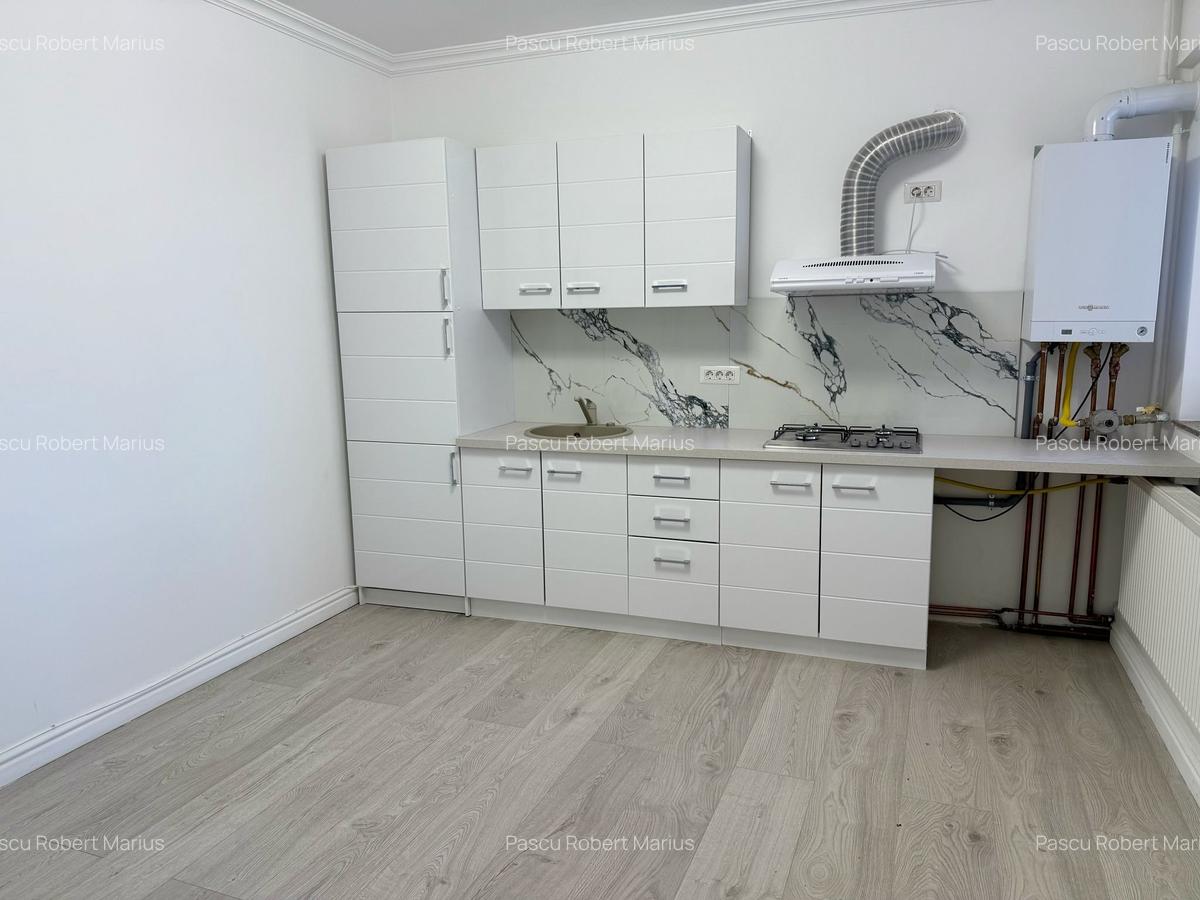 Apartament cu 3 camere decomandat în Dorobanți - 13