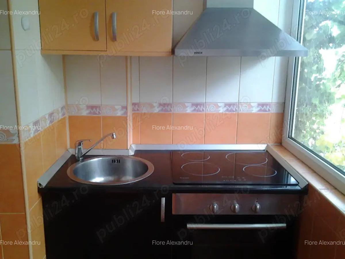 Proprietar inchiriez apartament cu 4 camere, confort 1 decomandat, in zona Soarelui, Bd. Sudului - 7