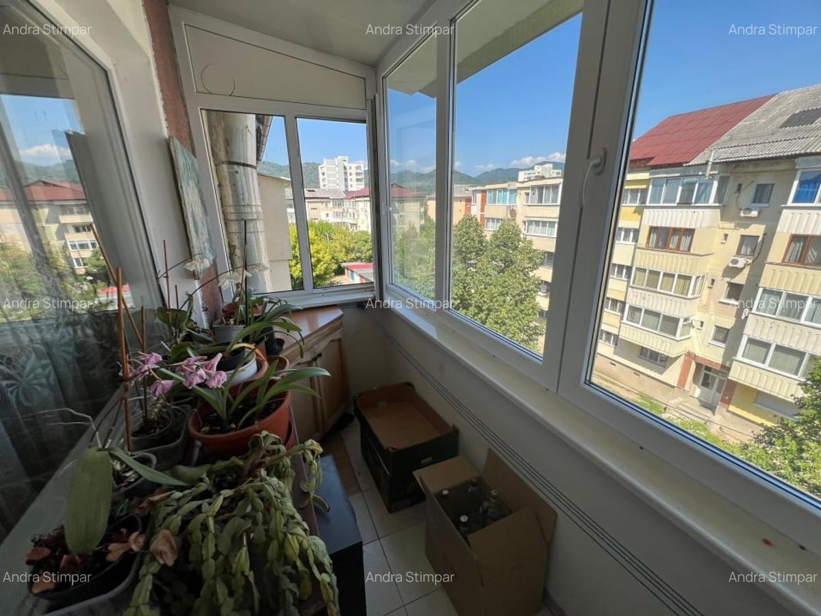 Apartament cu 4 camere zona Olteniei - 4