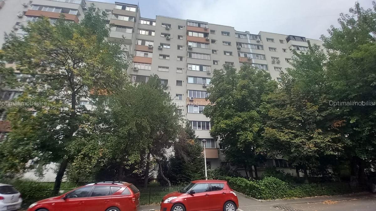 Turda(Stefan Stoika),bloc retras,constructie 1982,liber - 1