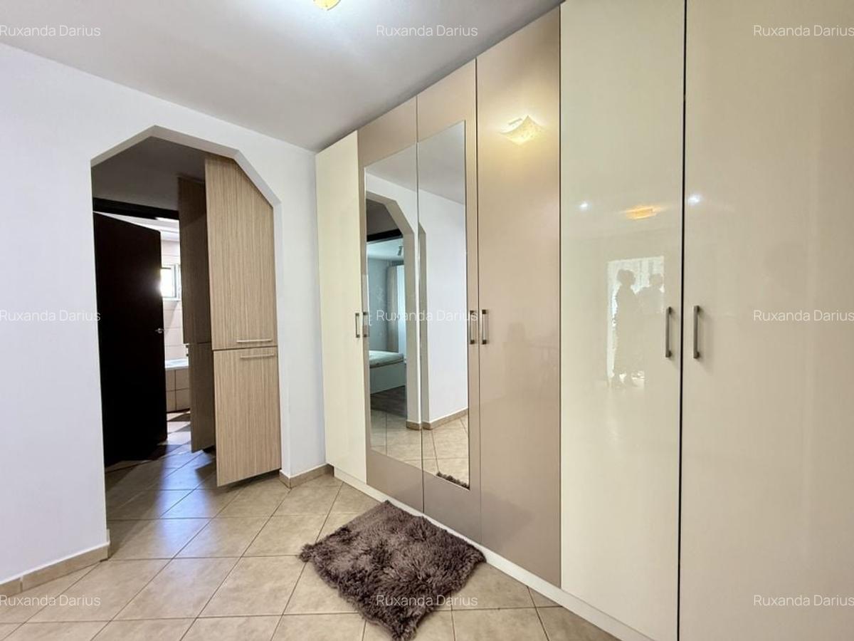 Apartament spatios cu 2 dormitoare   |   Zona Soarelui - 12