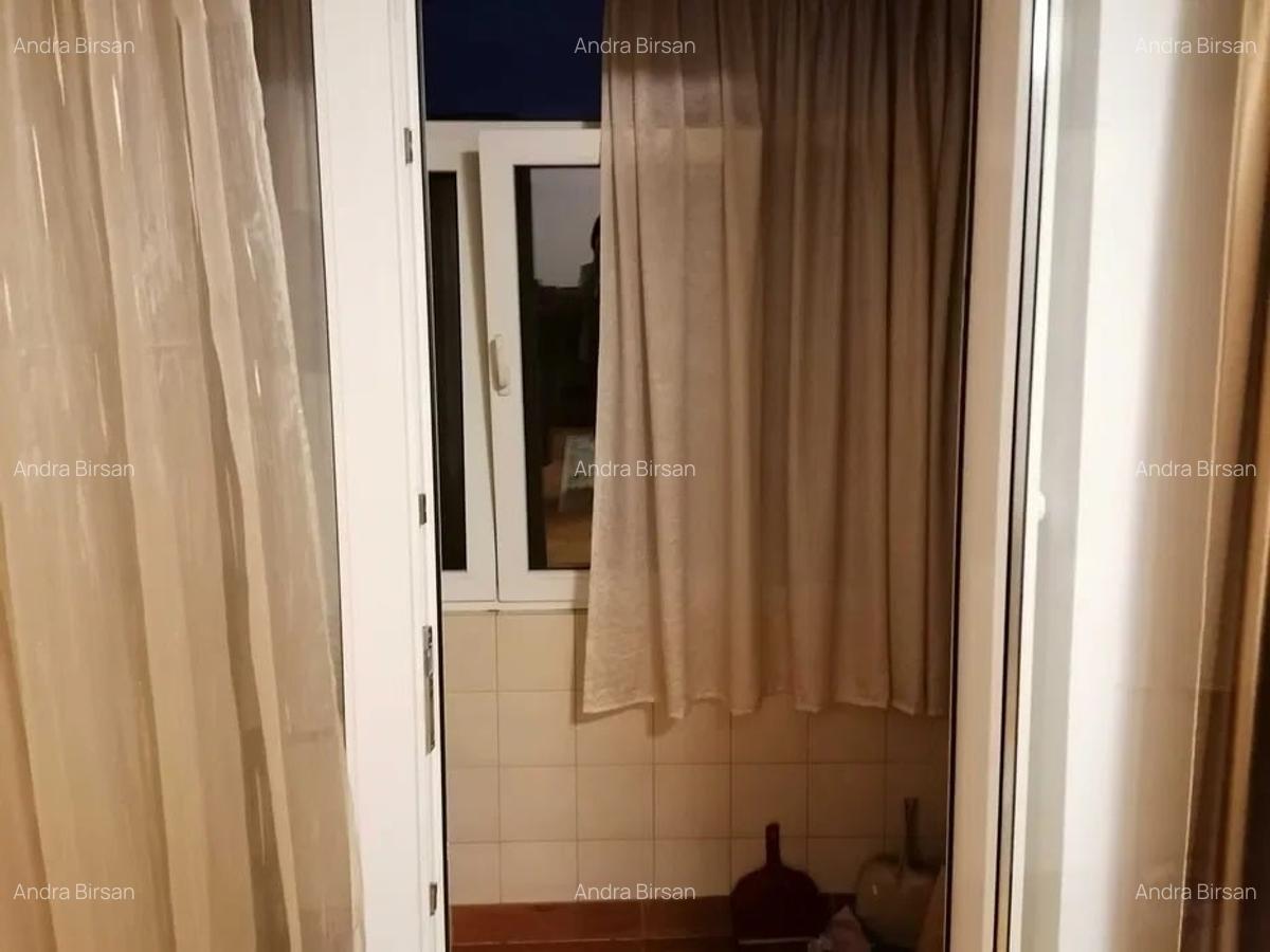 Inchiriere Apartament cu 2 Camere Ultracentral Piata Romana - 8