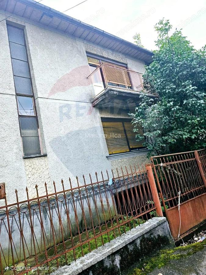 Casa / Vila cu 6 camere de vanzare in zona Ultracentral - 1