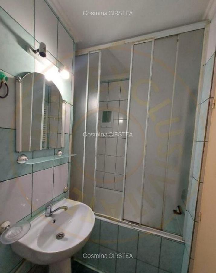 Garsoniera de inchiriat -langa Spitalul de Pediatrie - str D - 8
