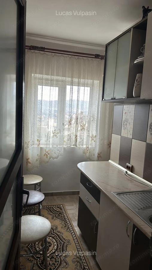 Vand apartament central Strehaia - 3