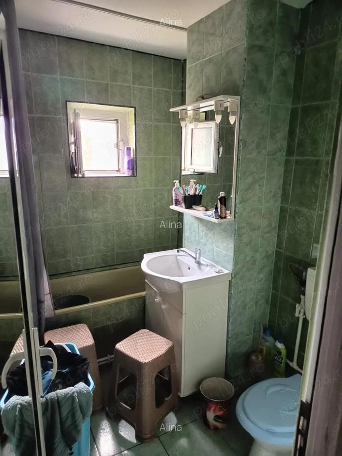 De vanzare apartament 3 camere decomandat zona I.C Frimu - 9