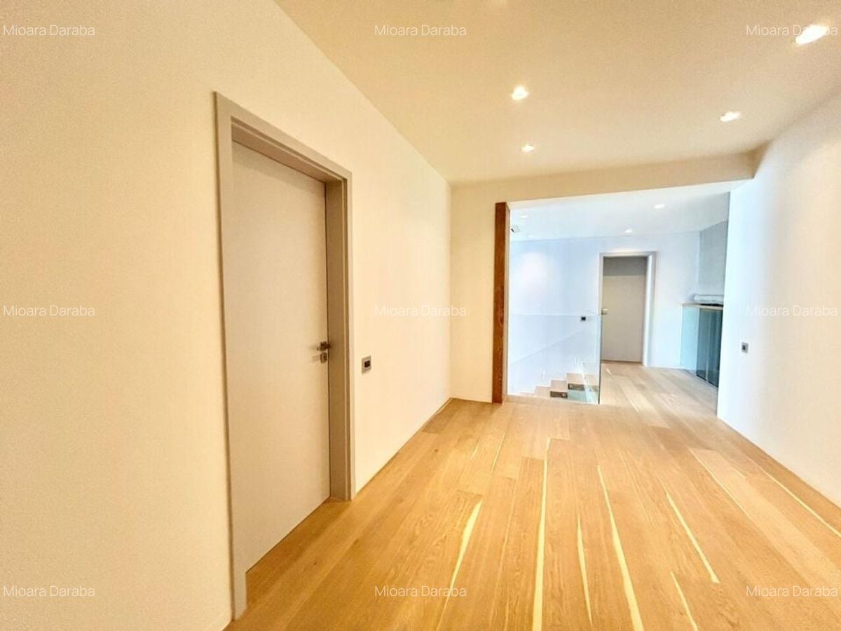 Villa with modern architecture, heated pool, 1000sqm yard, Iancu Nicolae area - 20