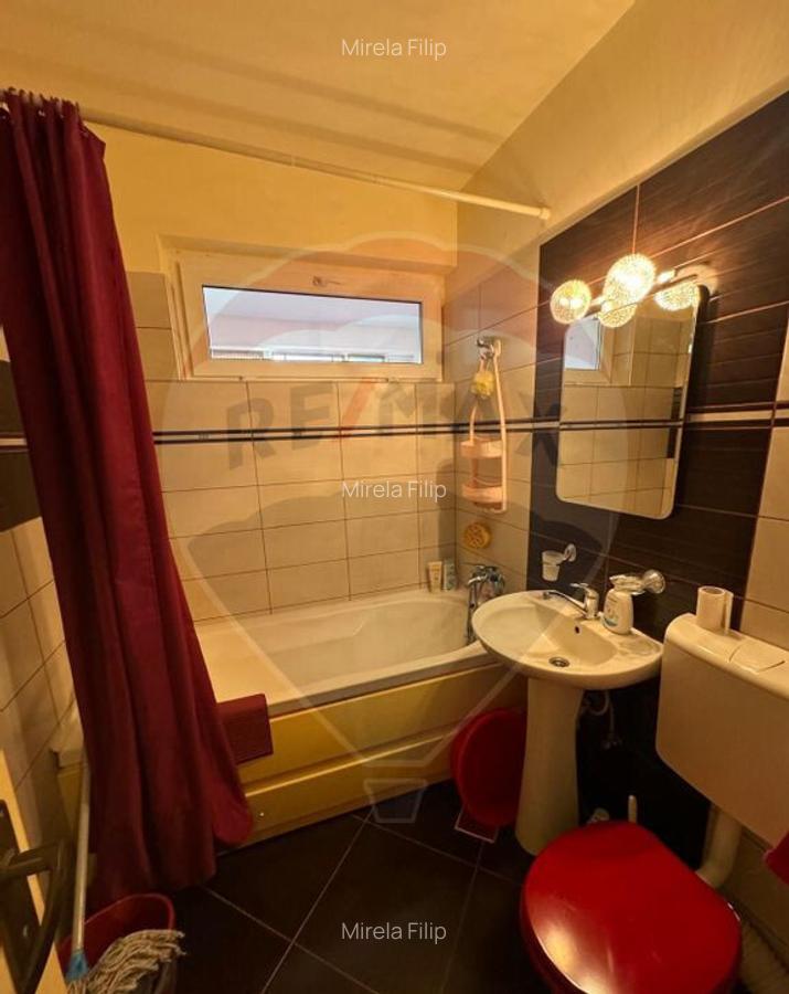 Apartament cu 3 camere de inchiriat in zona centrala - 9